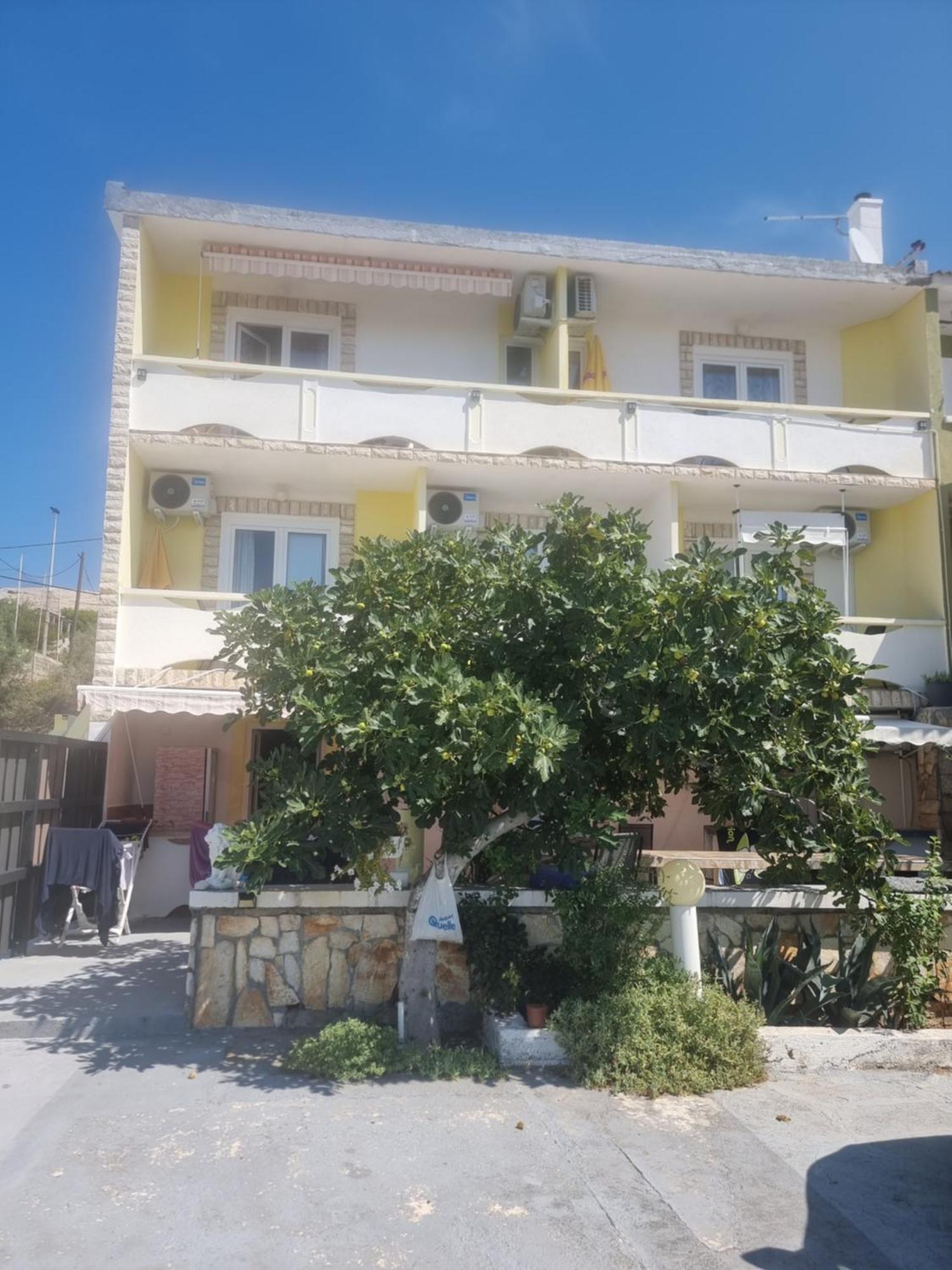Apartment Alen Dinjiska